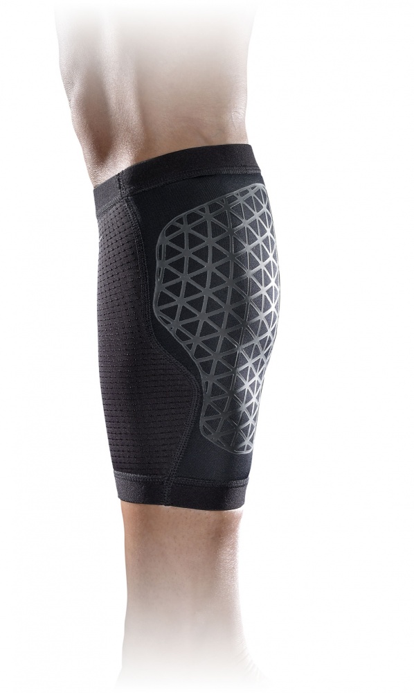 https://www.forrunnersbyrunners.com/user/products/large/NMS30001LG_Nike_Pro_Combat_Lockdown_Calf_Sleeve001.jpg